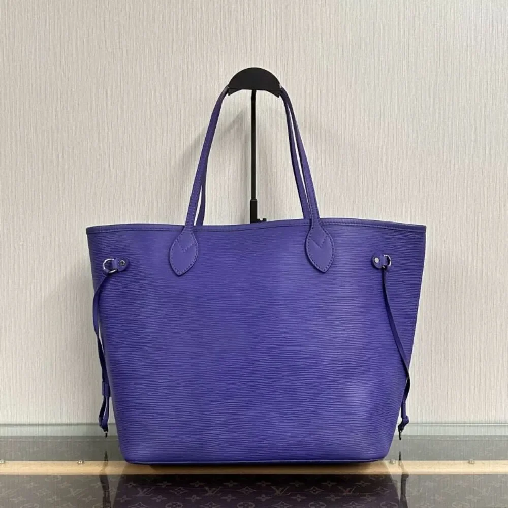 Louis Vuitton Women Pre-Loved Bag Very Good Condition